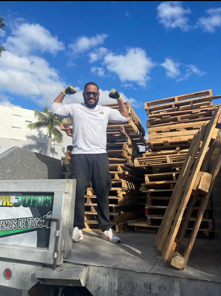Junk Removal Miami | Save 20$ Booking Online